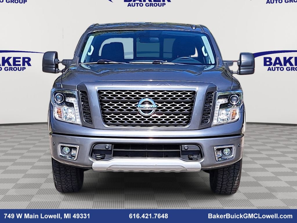 2018 Nissan Titan S photo 2