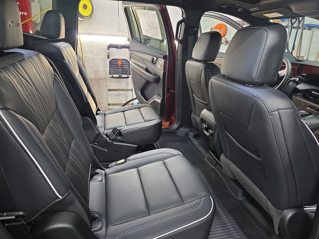 2026 Buick Enclave Avenir - Photo 11