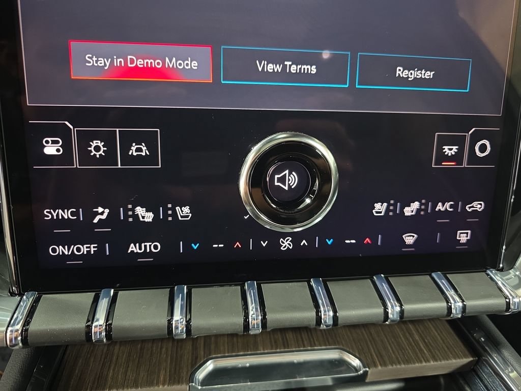 2026 GMC Acadia Denali - Photo 23