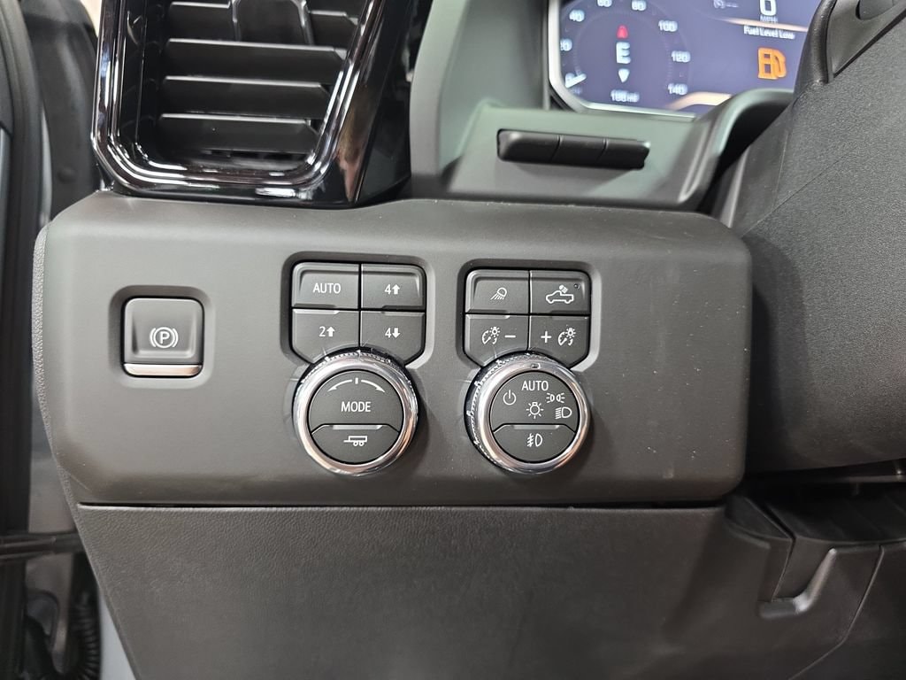 2026 GMC Sierra 3500HD AT4 - Photo 24