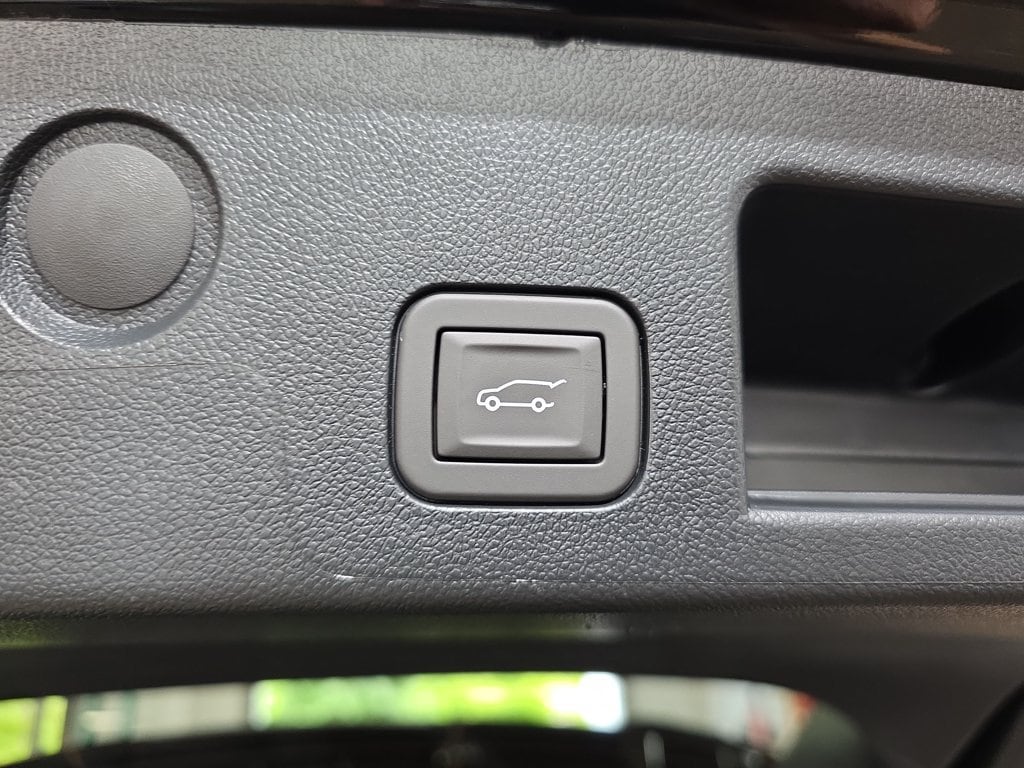 2027 GMC Terrain Elevation - Photo 13