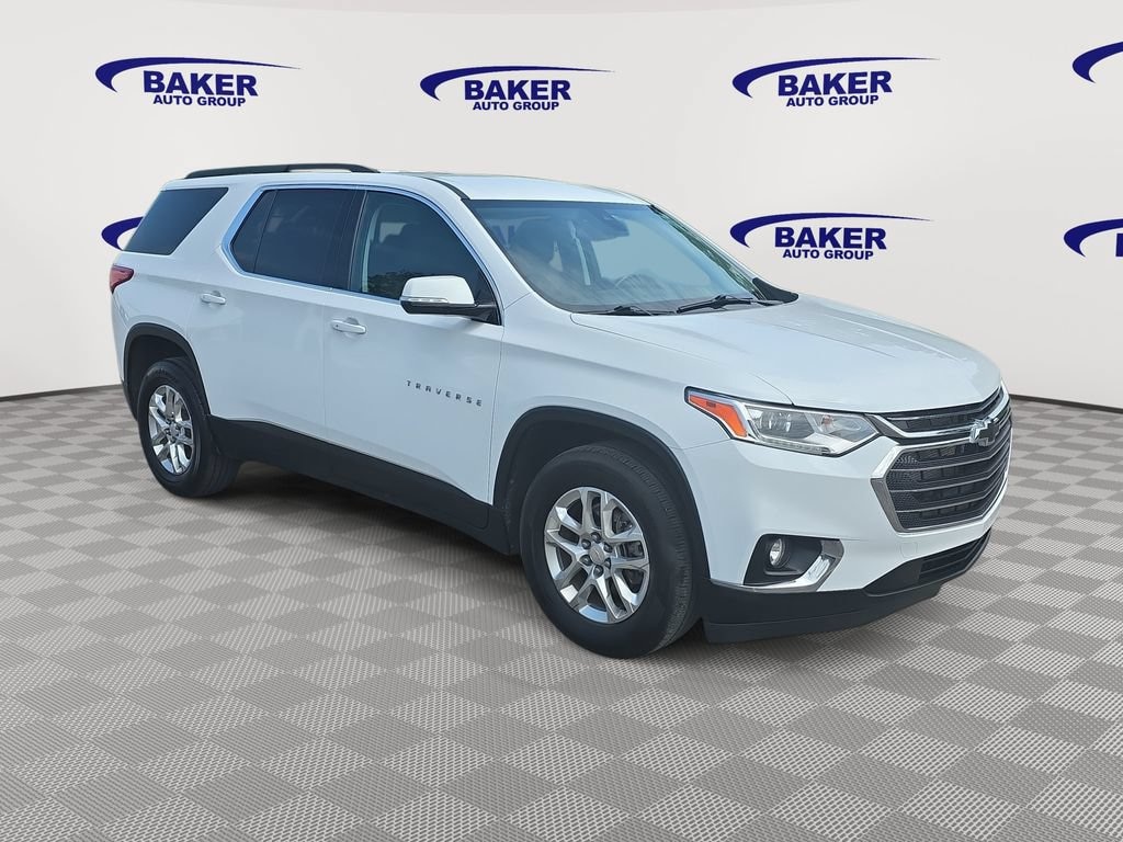 Used 2021 Chevrolet Traverse LT Cloth SUV