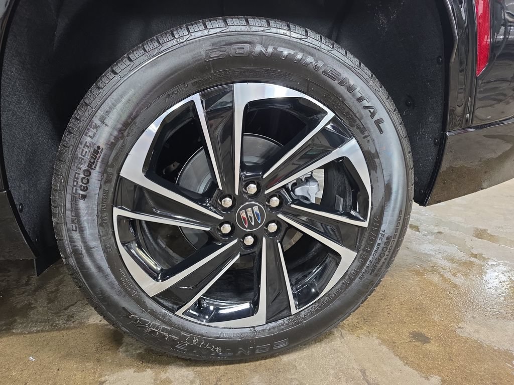 2026 Buick Enclave Sport Touring - Photo 38