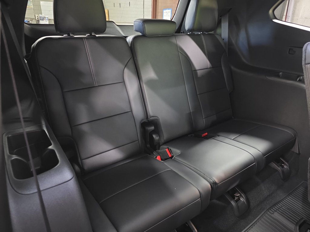 2026 GMC Acadia Elevation - Photo 12
