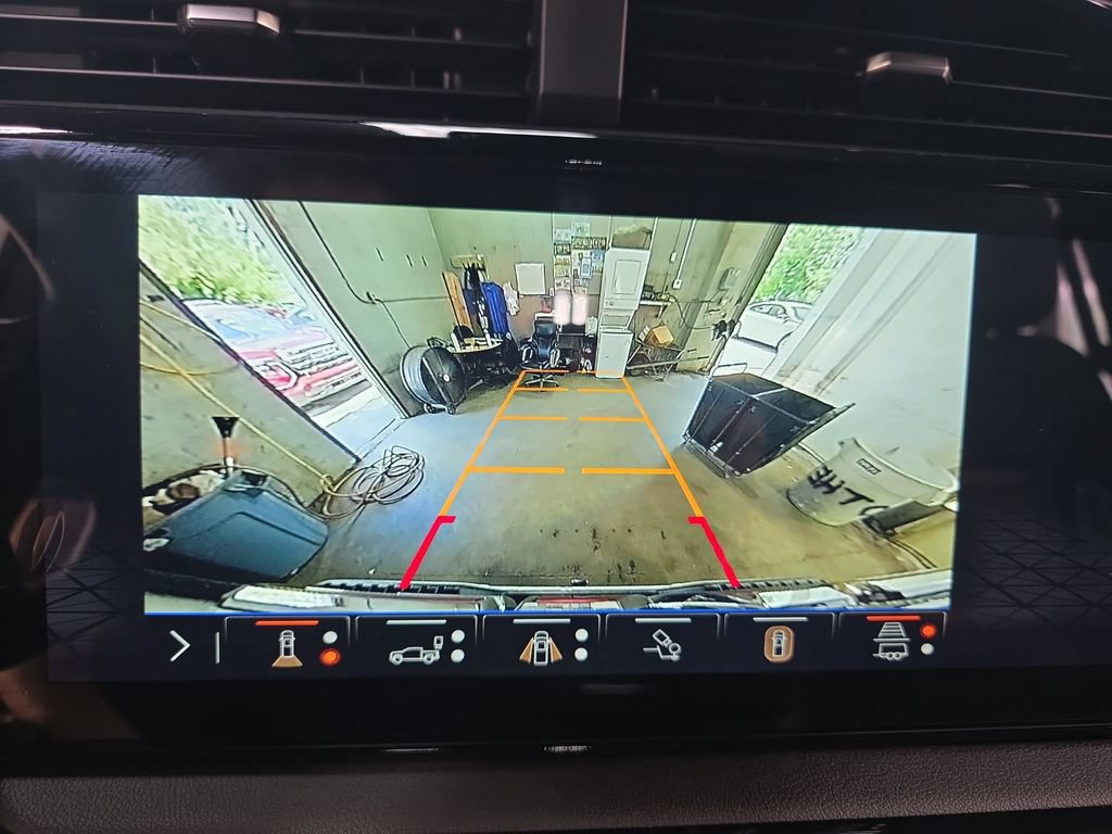 2026 GMC Sierra 1500 AT4 - Photo 23