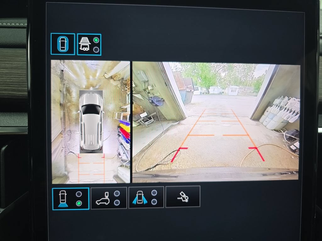 2026 GMC Acadia Denali - Photo 25
