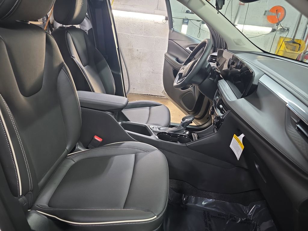 2026 Buick Encore GX Sport Touring - Photo 10