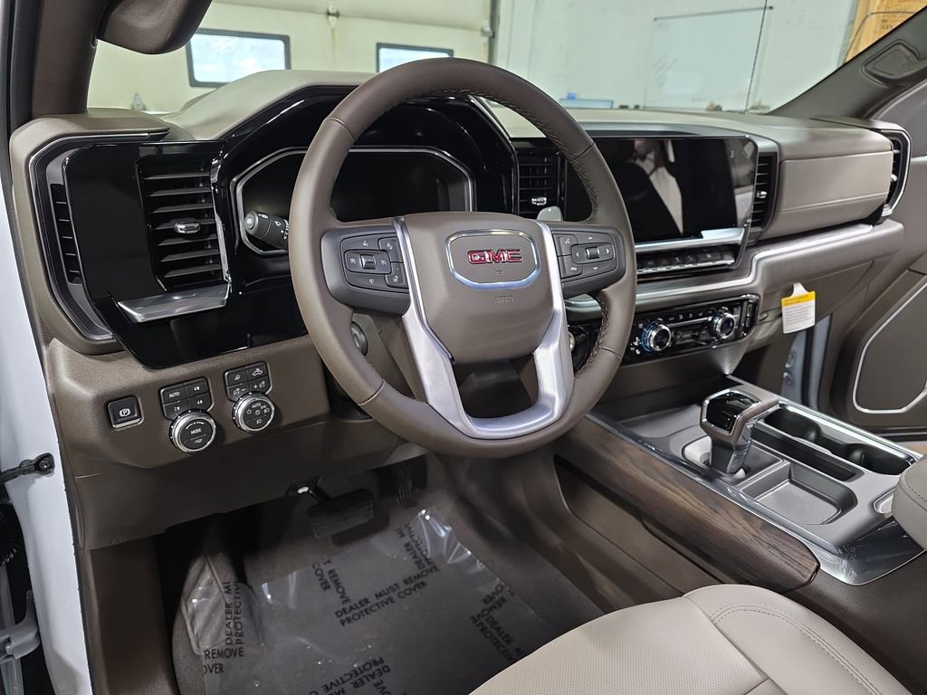 2026 GMC Sierra 1500 SLT - Photo 15