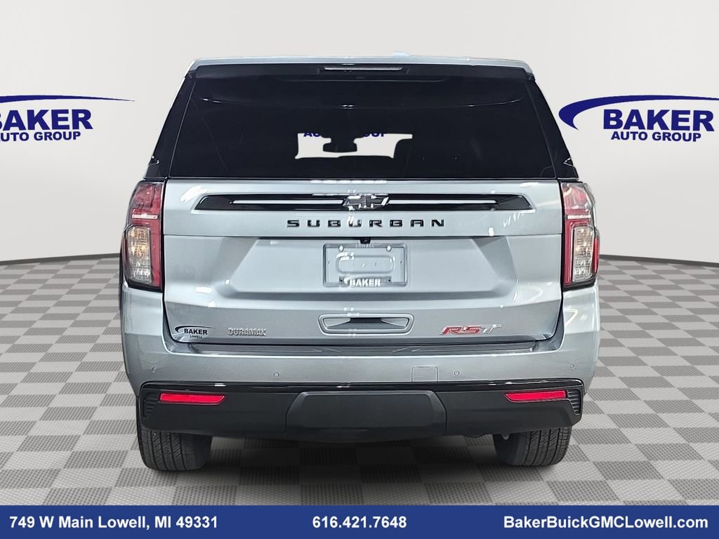 2024 Chevrolet Suburban RST photo 4