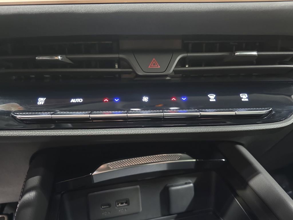 2026 Buick Envision Sport Touring - Photo 22