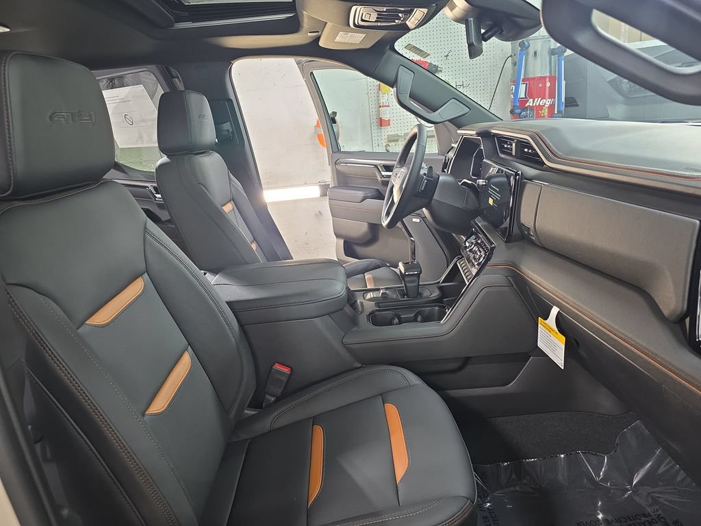 2026 GMC Sierra 1500 AT4 - Photo 10