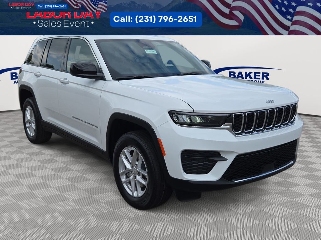 New 2026 Jeep Grand Cherokee LAREDO X 4X4 Sport Utility
