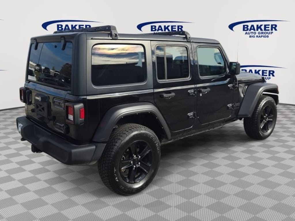 Used 2022 Jeep Wrangler Unlimited Sport Altitude SUV