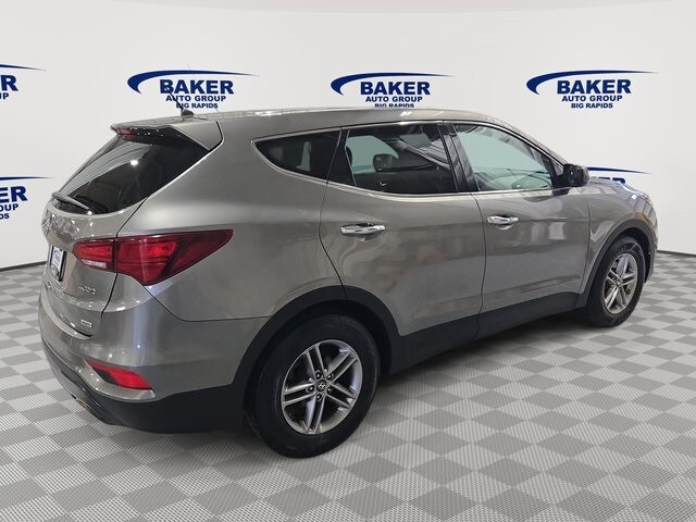 2018 Hyundai Santa Fe Sport Base photo 4