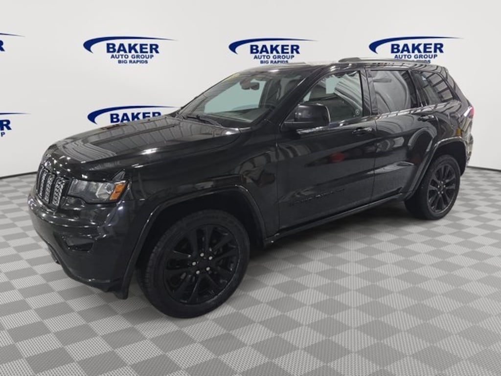 Used 2018 Jeep Grand Cherokee Altitude SUV