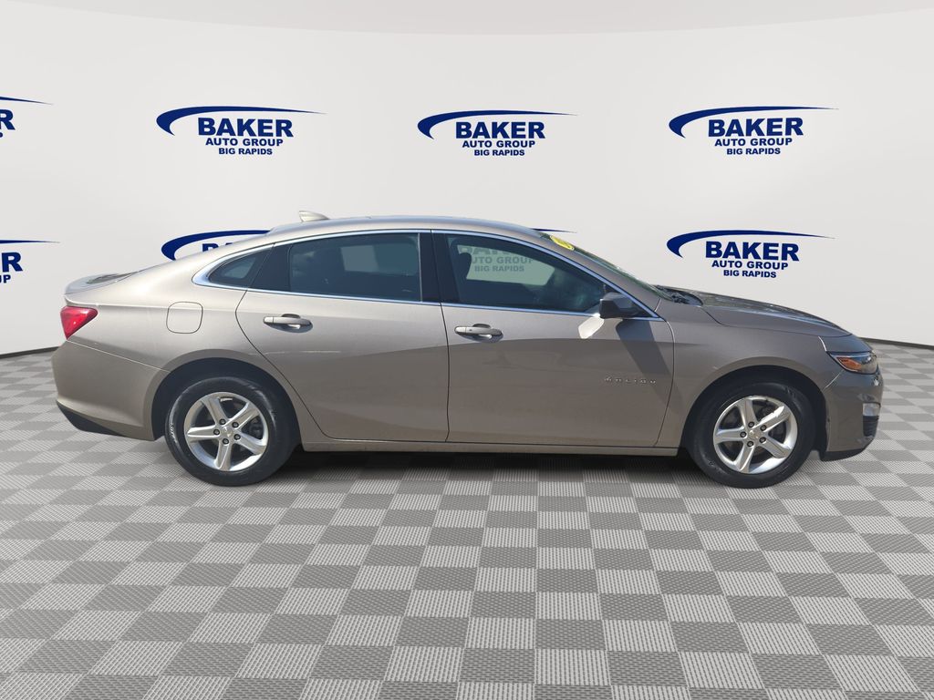 1G1ZD5ST8PF224696