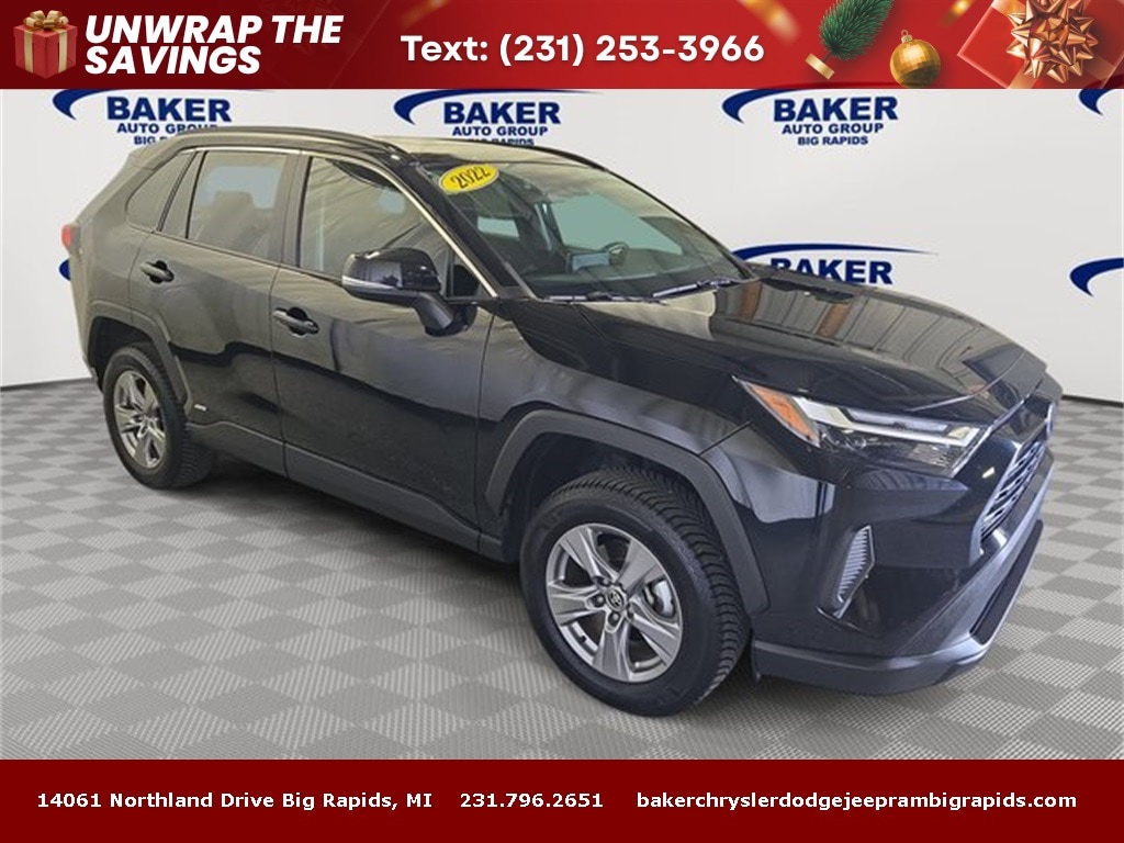 2022 Toyota RAV4 XLE's photo
