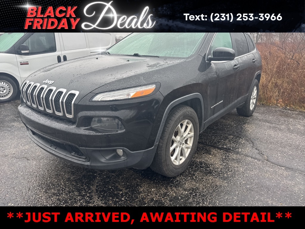 Used 2017 Jeep Cherokee Latitude SUV