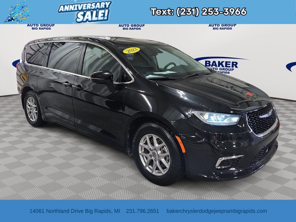 2023 Chrysler Pacifica Touring L