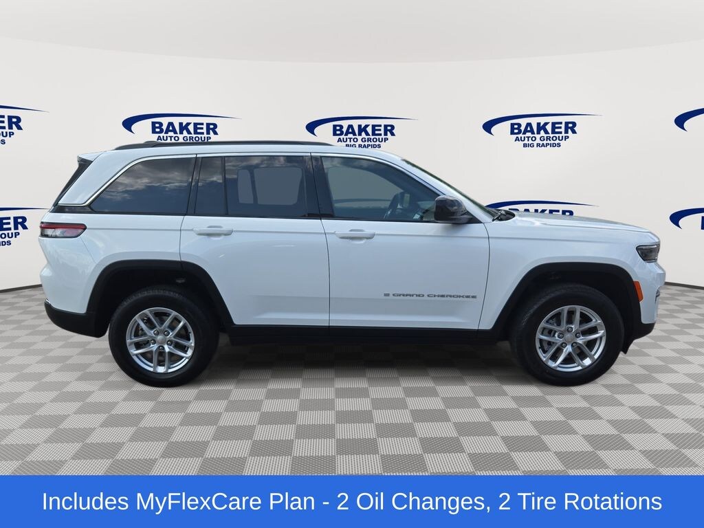 New 2026 Jeep Grand Cherokee LAREDO X 4X4 Sport Utility