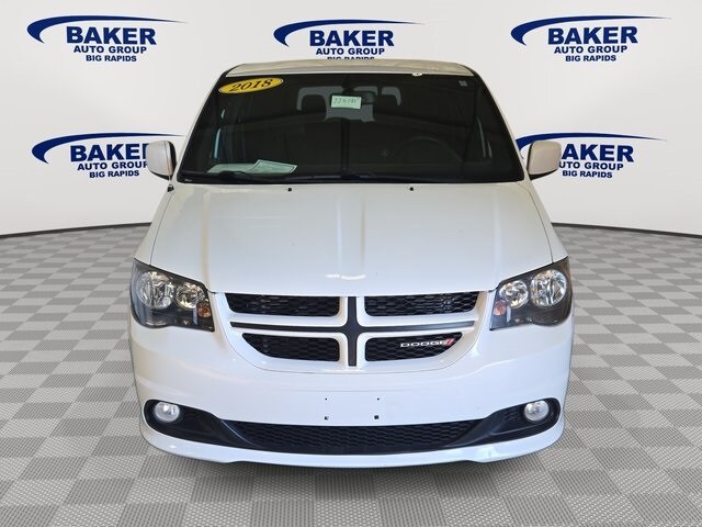 2018 Dodge Grand Caravan GT photo 2
