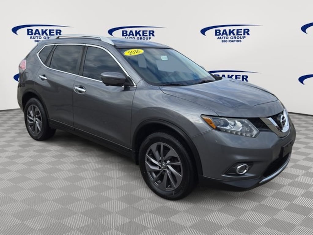 Used 2016 Nissan Rogue SV SUV