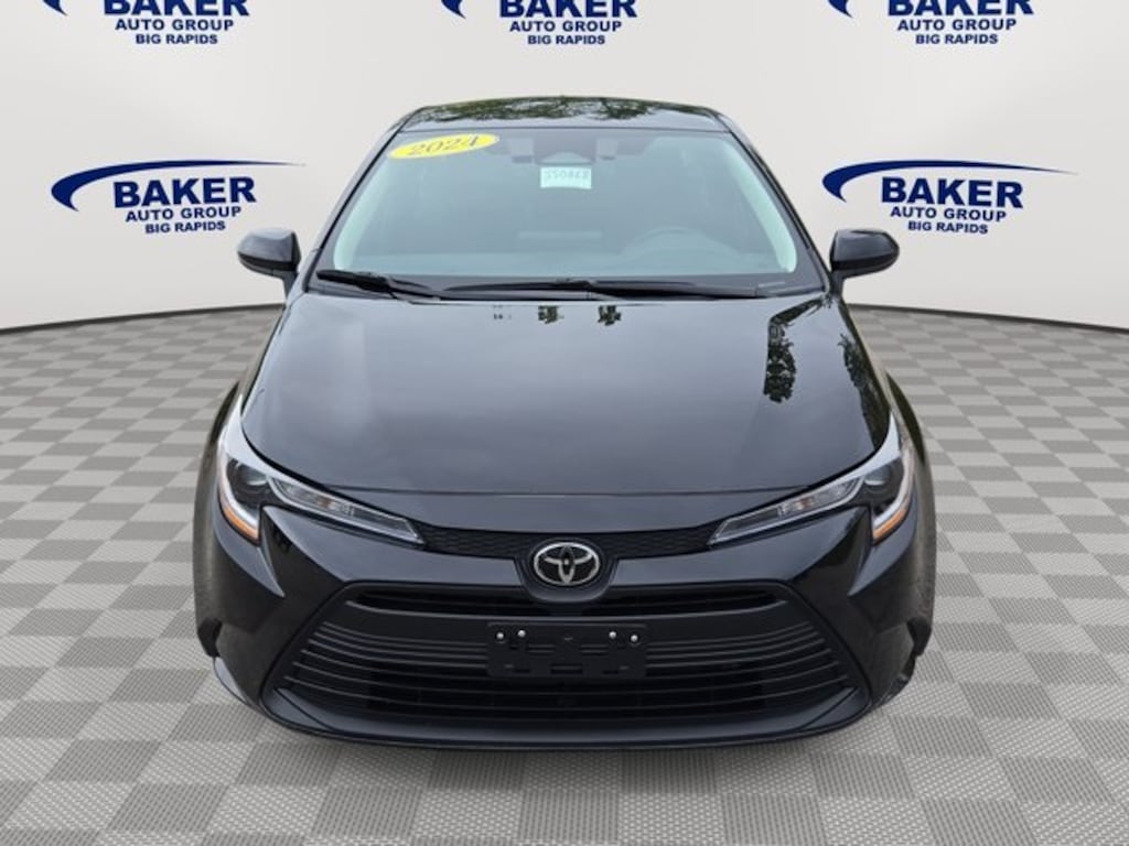 Used 2024 Toyota Corolla LE Sedan