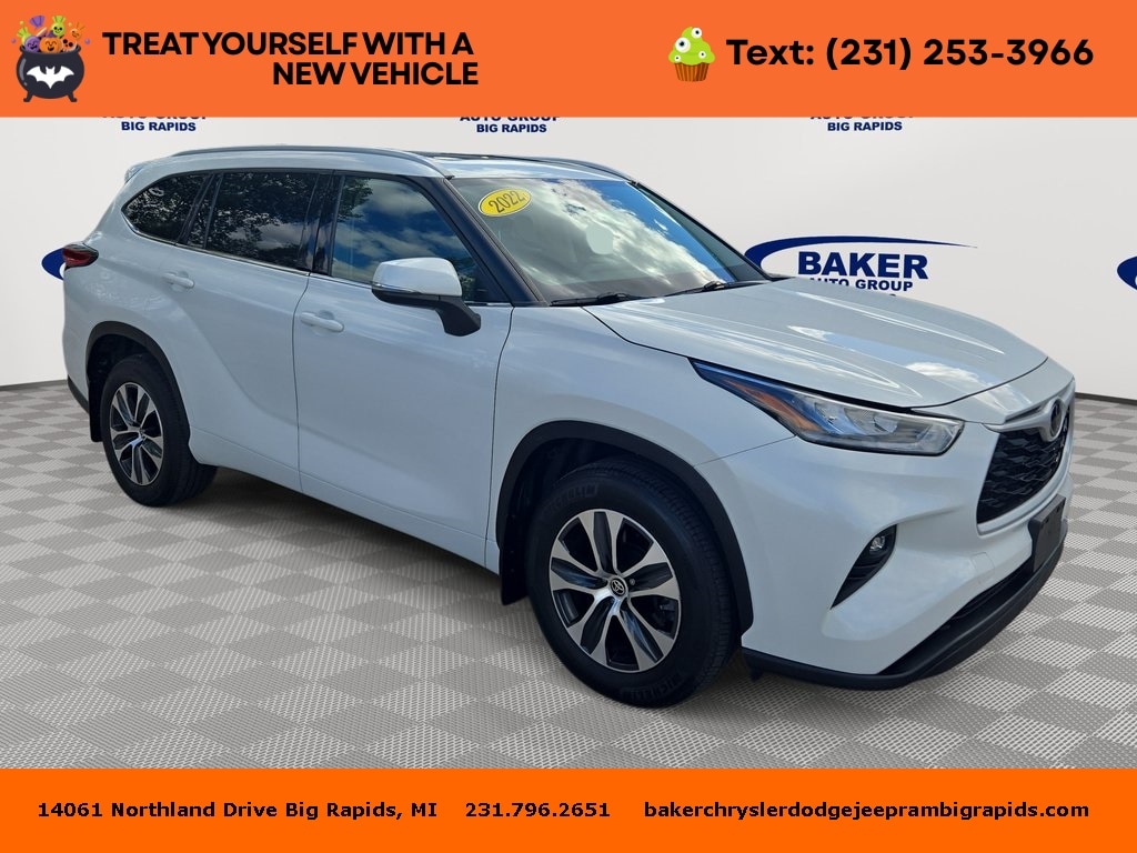 Used 2022 Toyota Highlander XLE SUV