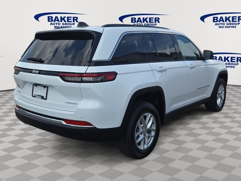 New 2026 Jeep Grand Cherokee LAREDO X 4X4 Sport Utility