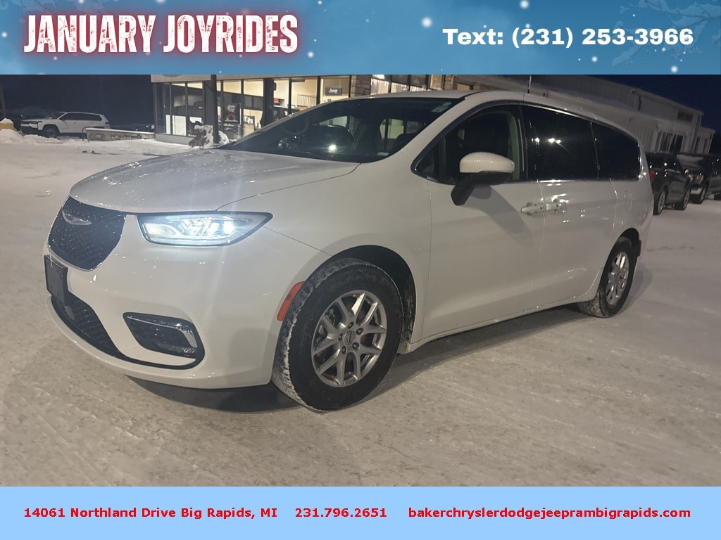 2023 Chrysler Pacifica Touring L