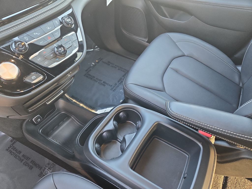 2026 Chrysler Pacifica Select - Photo 24