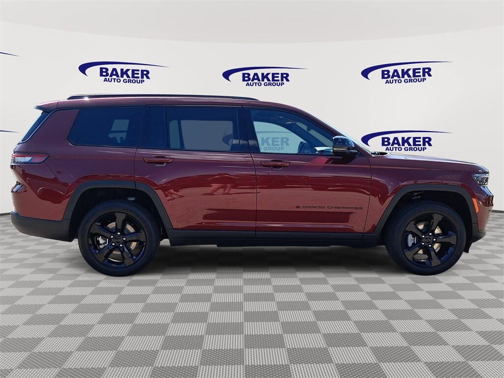 New 2025 Jeep Grand Cherokee L ALTITUDE X 4X4 Sport Utility