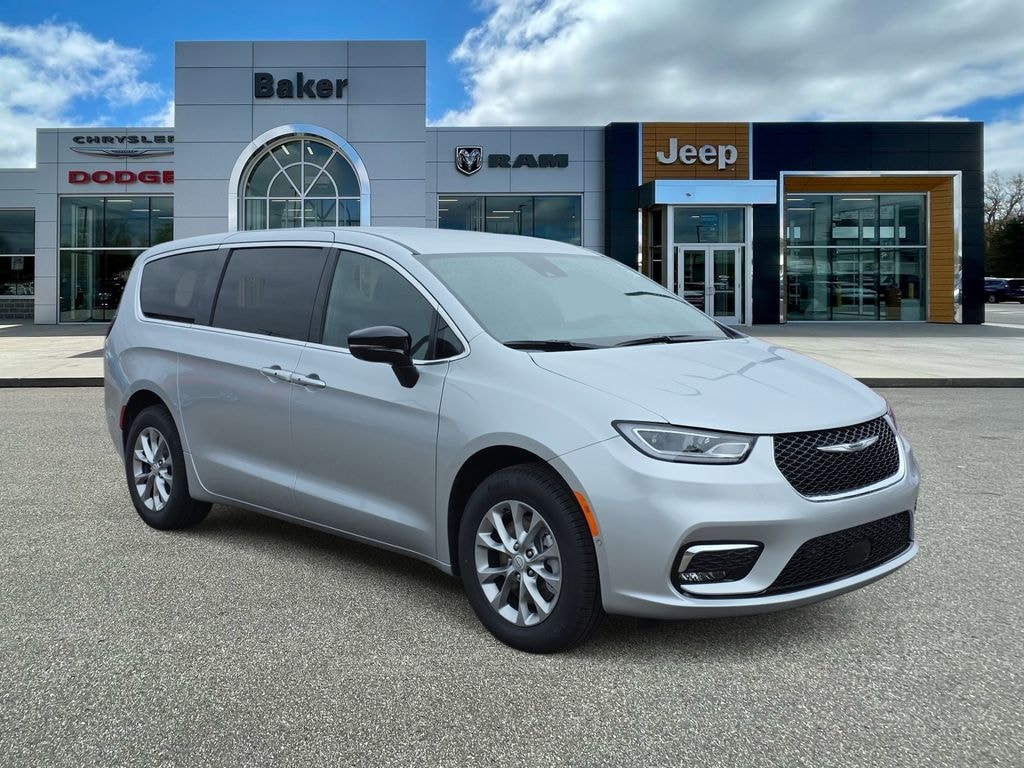 New 2026 Chrysler Pacifica SELECT AWD Passenger Van