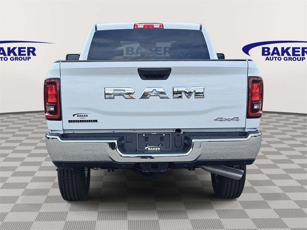 New 2025 Ram 2500 BIG HORN CREW CAB 4X4 6'4 BOX Pickup
