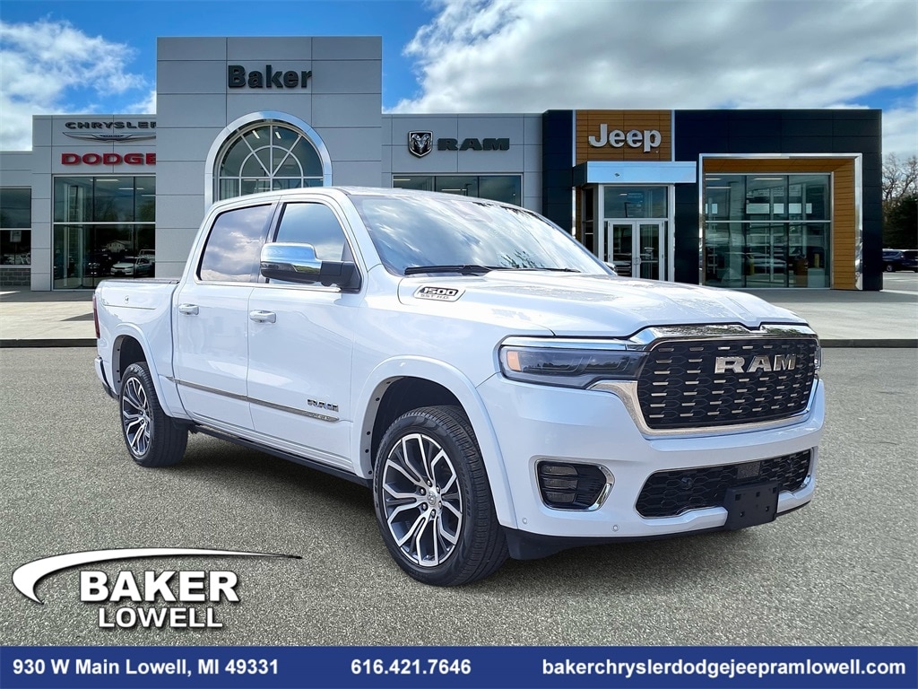 2025 Ram 1500 Truck Crew Cab 