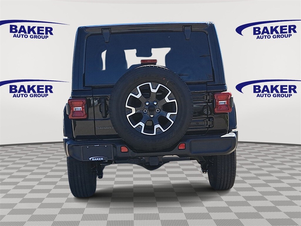 2025 Jeep Wrangler Sahara W photo 4