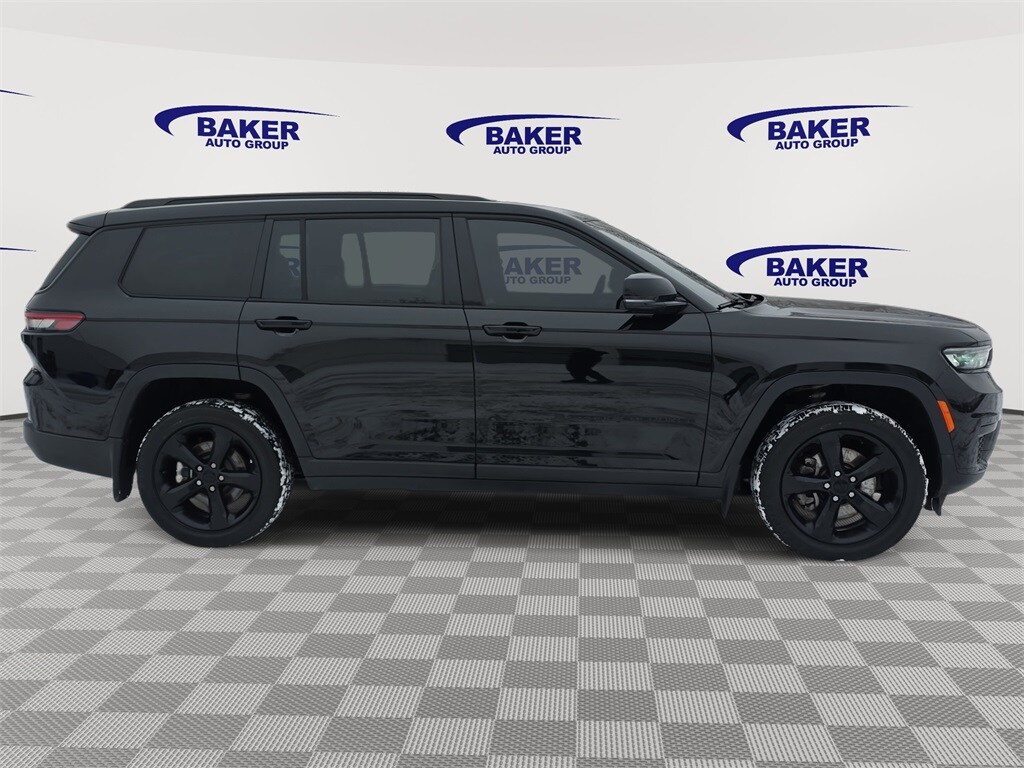 Used 2023 Jeep Grand Cherokee L Laredo SUV
