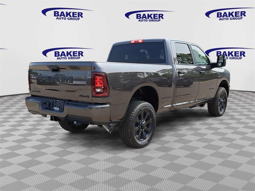 New 2025 Ram 2500 BIG HORN CREW CAB 4X4 6'4 BOX Pickup
