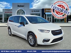 2026 Chrysler Pacifica SELECT AWD Passenger Van