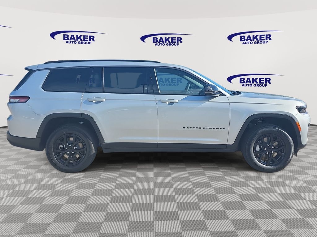 New 2026 Jeep Grand Cherokee L LAREDO ALTITUDE 4X4 Sport Utility