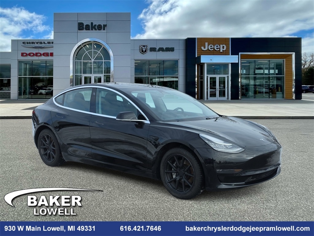 Used 2018 Tesla Model 3 Sedan
