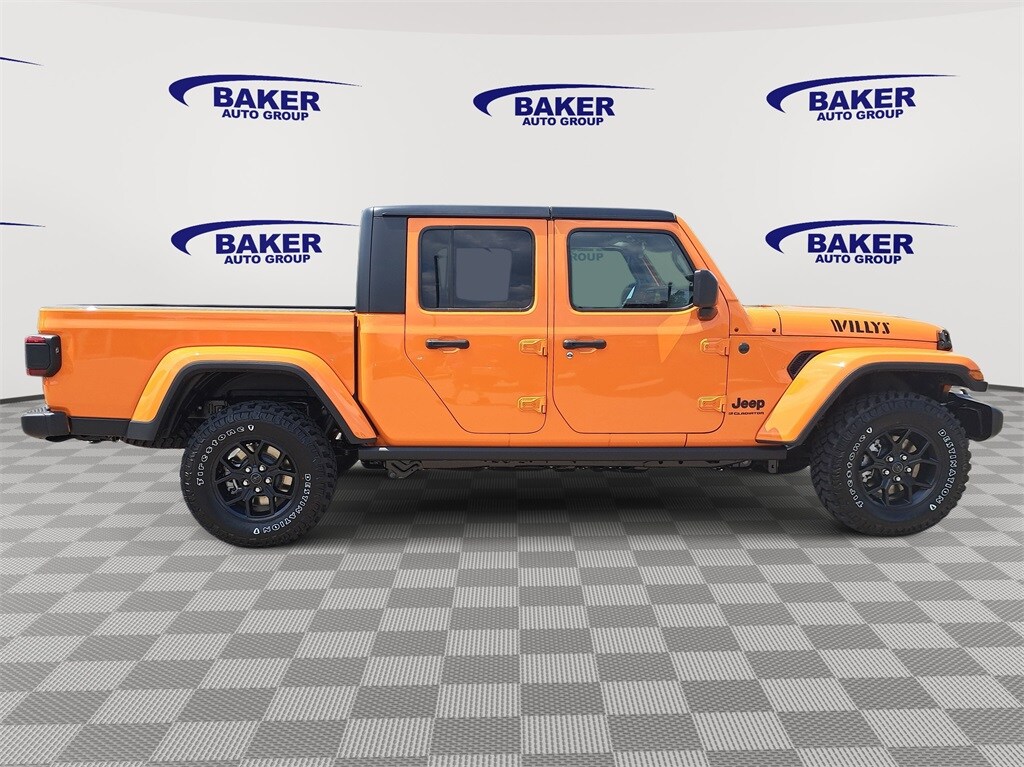 New 2025 Jeep Gladiator WILLYS 4X4 Pickup