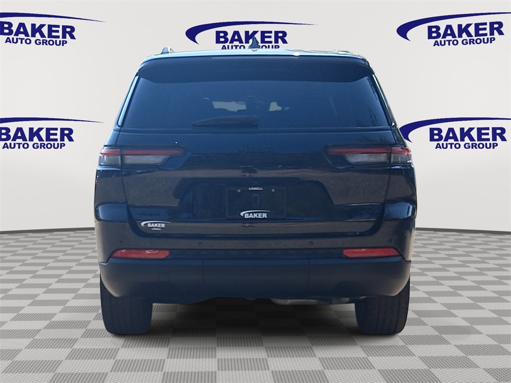 Used 2024 Jeep Grand Cherokee L Laredo SUV