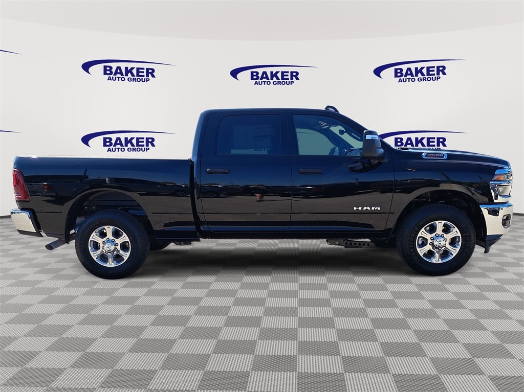 New 2026 Ram 2500 BIG HORN CREW CAB 4X2 6'4 BOX Pickup