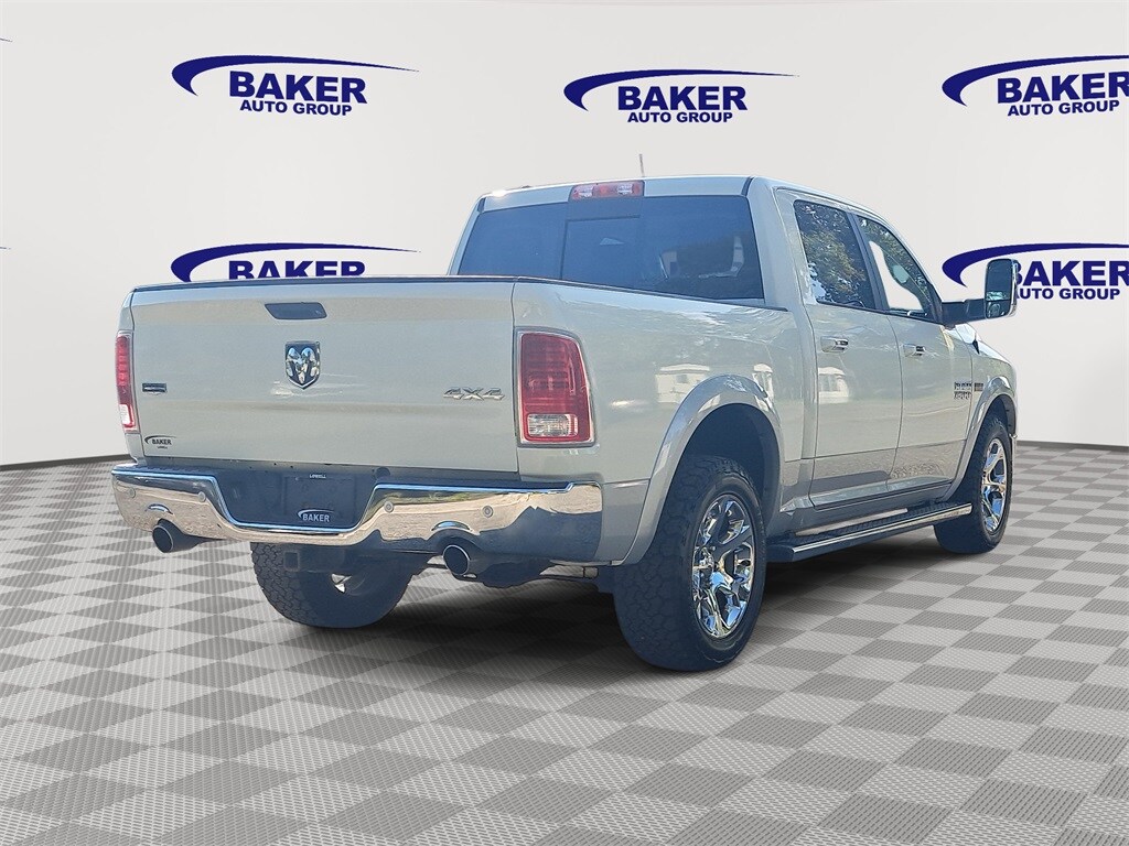 2017 Ram 1500 Laramie photo 3