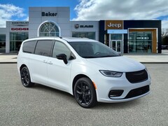 2026 Chrysler Pacifica LIMITED AWD Passenger Van