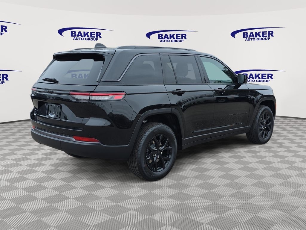 New 2026 Jeep Grand Cherokee LAREDO ALTITUDE 4X4 Sport Utility
