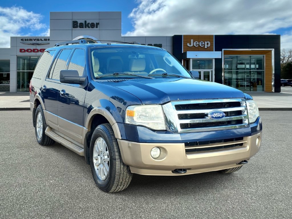 Used 2014 Ford Expedition XLT with VIN 1FMJU1J57EEF64081 for sale in Lowell, MI