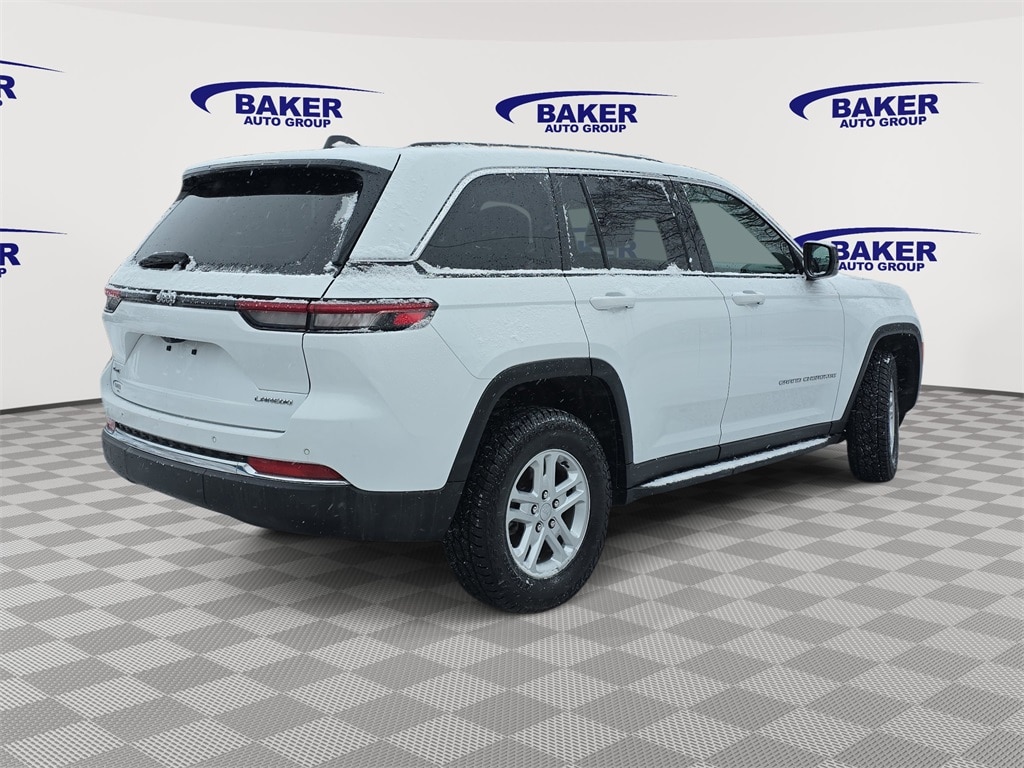 Used 2023 Jeep Grand Cherokee Laredo SUV