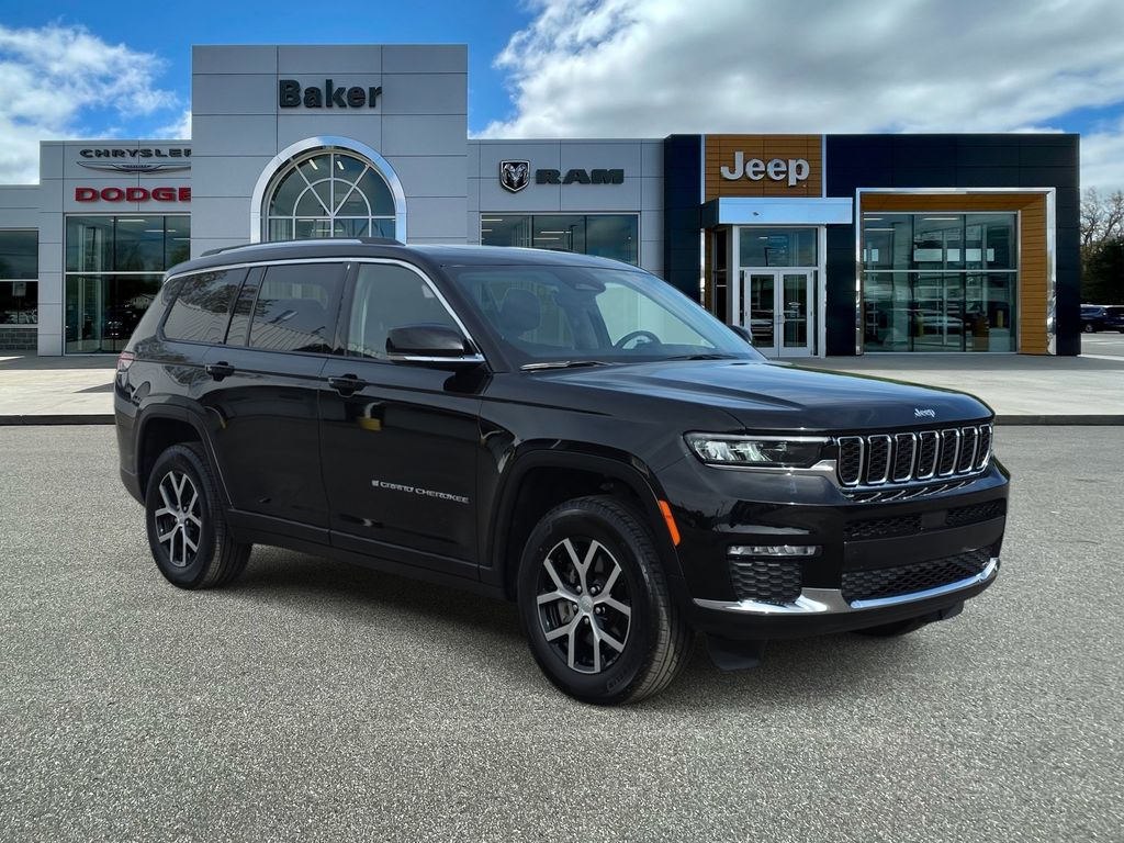 2023 Jeep Grand Cherokee L Limited 4x4's photo
